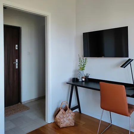 Appartement 7th Floor Mokotow - Mordor, Airport, Parking